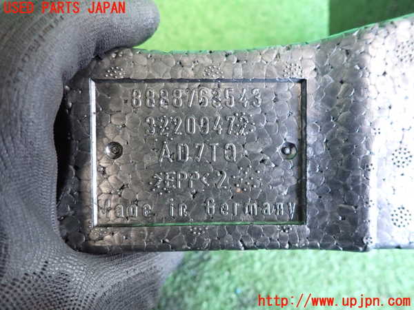 2UPJ-9235057772]ボルボ・XC40(XB420TXCM)ラゲッジトレイ2 中古_3