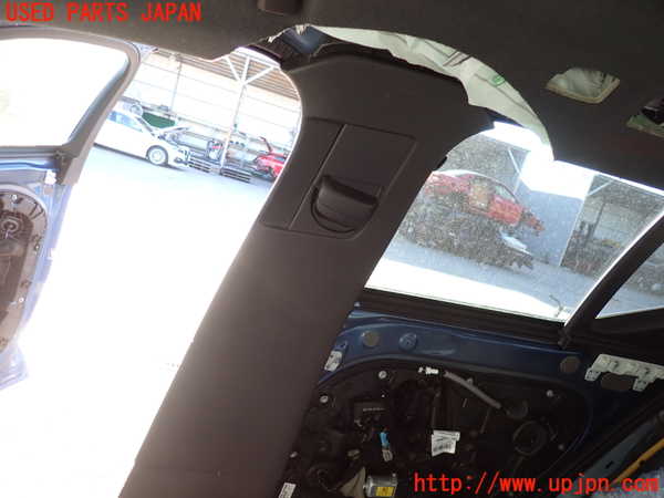 2UPJ-9235057665]ボルボ・XC40(XB420TXCM)右センターピラートリム 中古_2