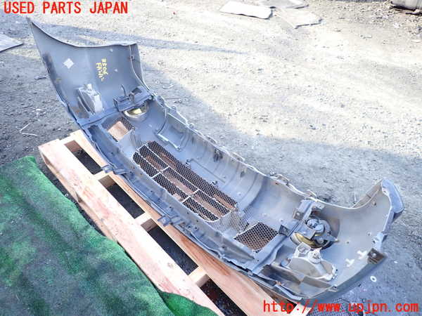 1UPJ-9235061010]デリカ スペースギア(PD6W)フロントバンパー 中古_5