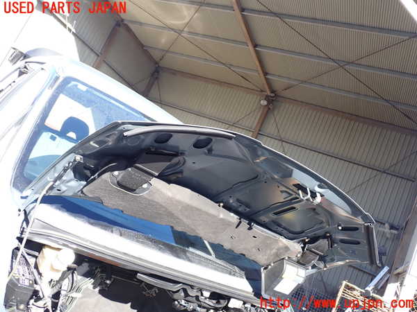 1UPJ-9235061060]デリカ スペースギア(PD6W)ボンネットフード 中古_5