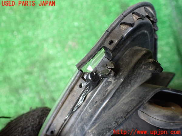 1UPJ-9235061152]デリカ スペースギア(PD6W)左コーナーランプ 中古_4