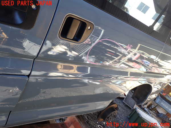 1UPJ-9235061320]デリカ スペースギア(PD6W)左後ドア 中古_3