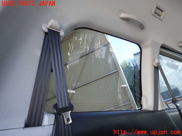 1UPJ-9235061382]デリカ スペースギア(PD6W)左クォーターガラス 中古_2