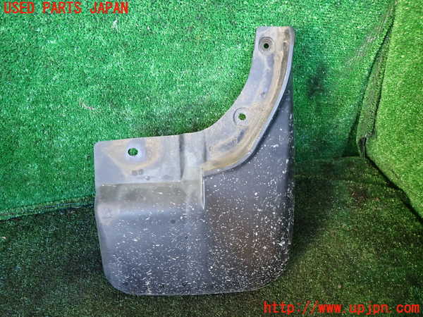 1UPJ-9235061450]デリカ スペースギア(PD6W)右フロントマッドガード(泥除け) 中古_2