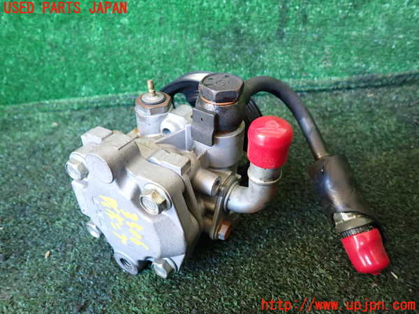 1UPJ-9235064250]デリカ スペースギア(PD6W)パワステポンプ 中古_2
