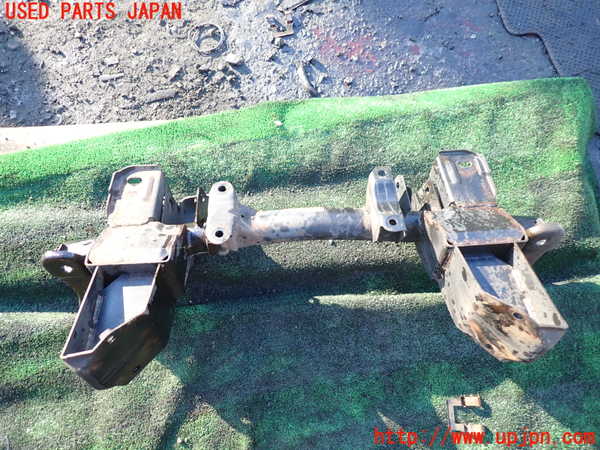 1UPJ-9235065285]デリカ スペースギア(PD6W)フロントメンバー 中古_2