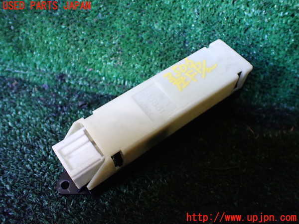 1UPJ-9235066245]デリカ スペースギア(PD6W)左前パワーウィンドウスイッチ 中古_2