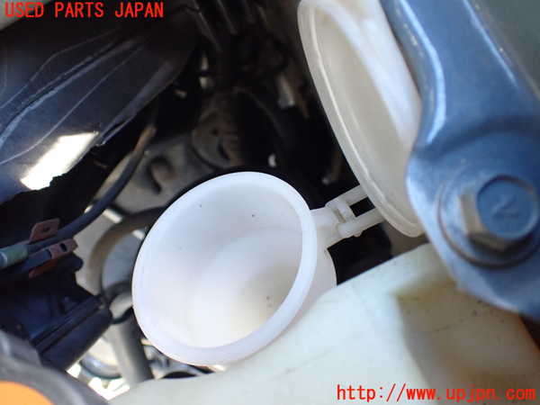 1UPJ-9235066791]デリカ スペースギア(PD6W)ウォッシャータンク1 中古_2