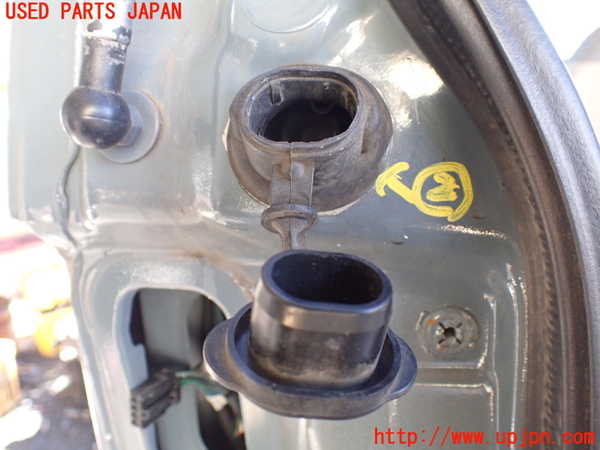 1UPJ-9235066792]デリカ スペースギア(PD6W)ウォッシャータンク2 中古_2