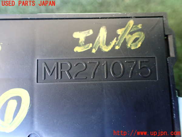 1UPJ-9235066146]デリカ スペースギア(PD6W)コンピューター1 中古_2