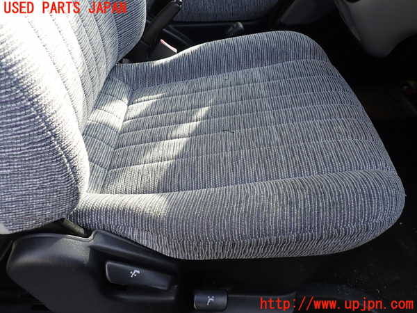 1UPJ-9235067035]デリカ スペースギア(PD6W)運転席シート 中古_3