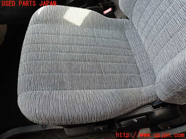 1UPJ-9235067065]デリカ スペースギア(PD6W)助手席シート 中古_3