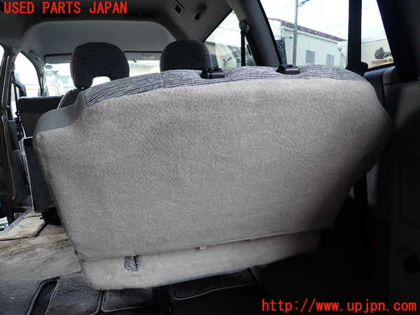 1UPJ-9235067235]デリカ スペースギア(PD6W)右3列目シート 中古_4