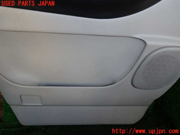 1UPJ-9235061264]デリカ スペースギア(PD6W)左前ドア内張り 中古_3
