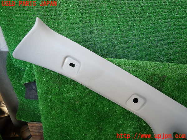 1UPJ-9235067660]デリカ スペースギア(PD6W)左フロントピラートリム 中古_2