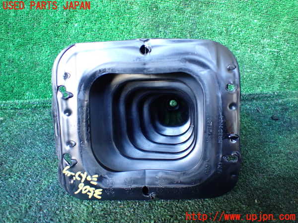 1UPJ-9235067575]デリカ スペースギア(PD6W)シフトブーツ 中古_3