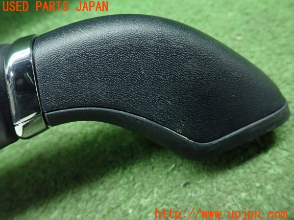 3UPJ=9235070643]ヴェルファイア ハイブリッド(AYH30W)純正 74680-58050 アシストグリップ② グラブバー ハンドル グリップ  中古_5