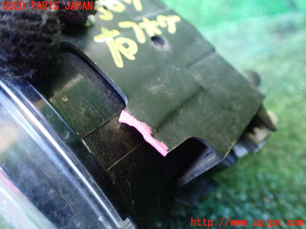 1UPJ-9235071180]ヴェルファイアハイブリッド(AYH30W)右フォグ 中古_4