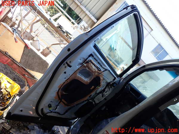 1UPJ-9235071260]ヴェルファイアハイブリッド(AYH30W)左前ドア ジャンク_4