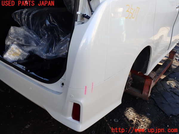1UPJ-9235071610]ヴェルファイアハイブリッド(AYH30W)リアバンパー 中古_2