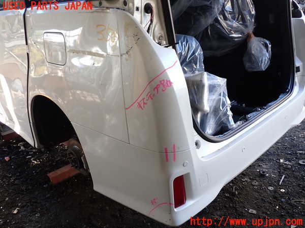 1UPJ-9235071610]ヴェルファイアハイブリッド(AYH30W)リアバンパー 中古_3