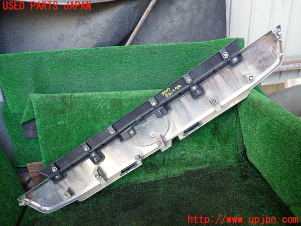 1UPJ-9235071559]ヴェルファイアハイブリッド(AYH30W)リアフィニッシャー 中古_3