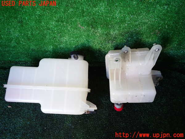 1UPJ-9235072410]ヴェルファイアハイブリッド(AYH30W)ラジエータータンク 中古_2