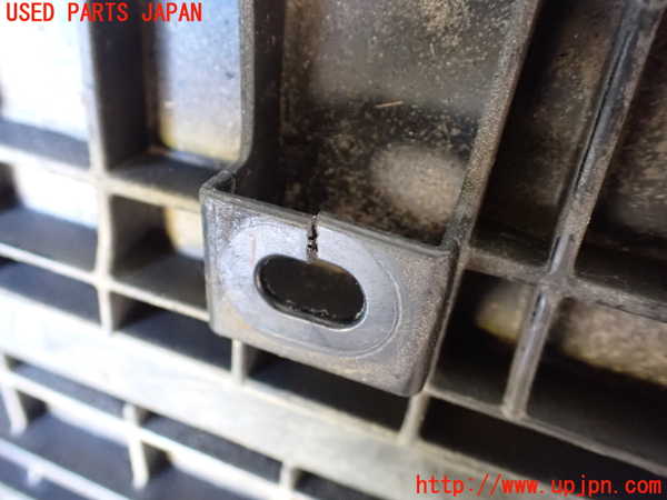 1UPJ-9235072560]ヴェルファイアハイブリッド(AYH30W)エアクリーナーボックス 中古_4