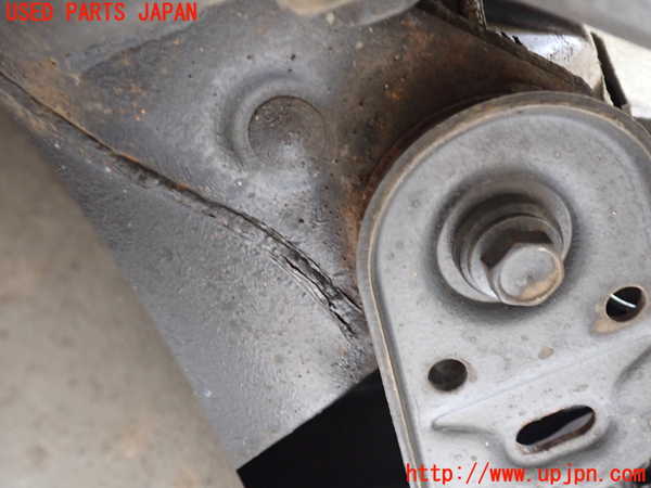 1UPJ-9235075295]ヴェルファイアハイブリッド(AYH30W)リアメンバー 中古_5