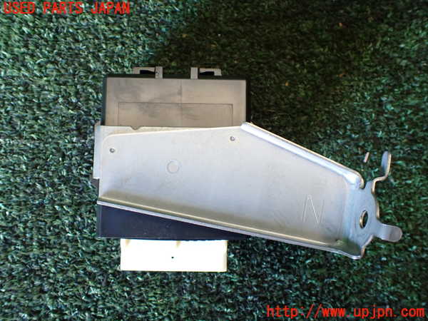 1UPJ-9235076149]ヴェルファイアハイブリッド(AYH30W)コンピューター4 中古_3