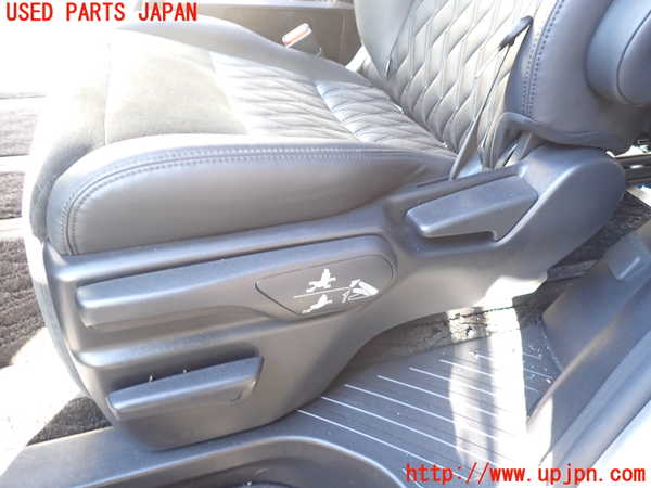 1UPJ-9235077175]ヴェルファイアハイブリッド(AYH30W)左2列目シート 中古_4
