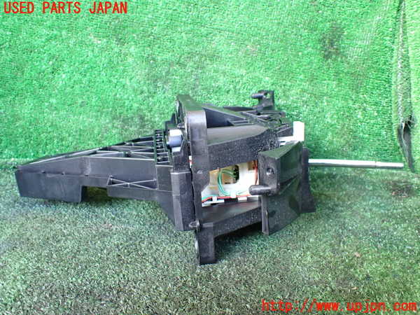 1UPJ-9235077555]ヴェルファイアハイブリッド(AYH30W)ATシフトレバー 中古_3