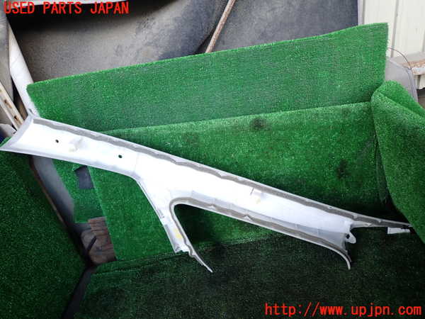 1UPJ-9235077655]ヴェルファイアハイブリッド(AYH30W)右フロントピラートリム 中古_3