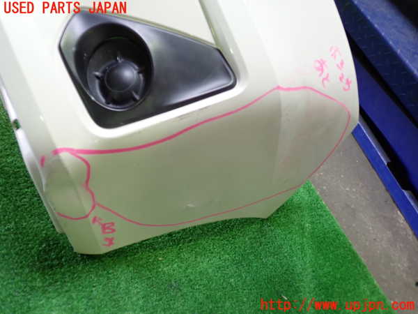 1UPJ-9235081010]セレナ(GC27)フロントバンパー 中古_3