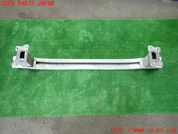 1UPJ-9235081014]セレナ(GC27)フロントバンパーホースメント 中古_2