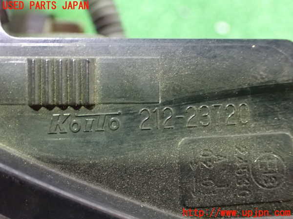 1UPJ-9235081132]セレナ(GC27)左ヘッドライト ハロゲン 中古_3