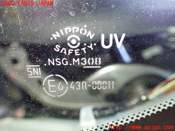 1UPJ-9235081202]セレナ(GC27)左フロント三角窓ガラス 中古_2