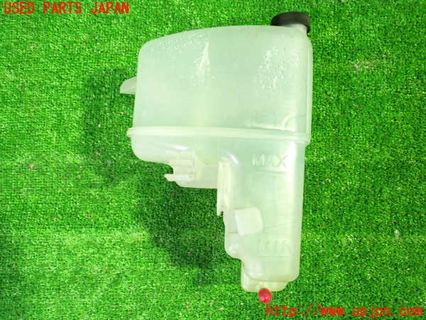1UPJ-9235082410]セレナ(GC27)ラジエータータンク 中古_2