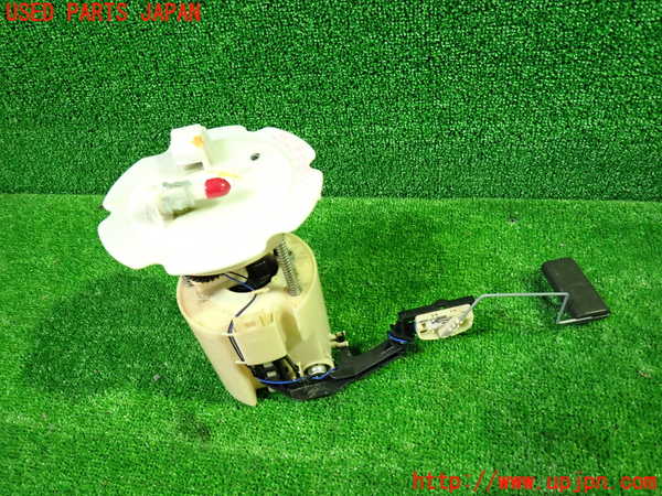 1UPJ-9235082510]セレナ(GC27)燃料ポンプ 中古_2