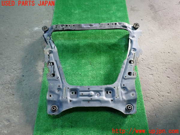 1UPJ-9235085285]セレナ(GC27)フロントメンバー 中古_4