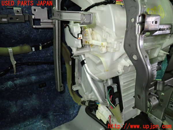 1UPJ-9235086081]セレナ(GC27)エバポレーター1 中古_2