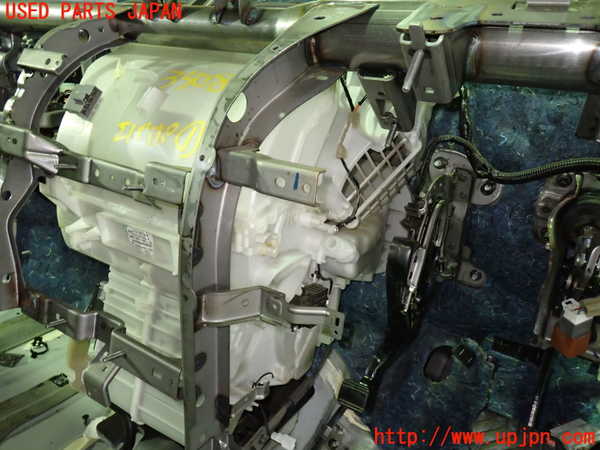 1UPJ-9235086081]セレナ(GC27)エバポレーター1 中古_3