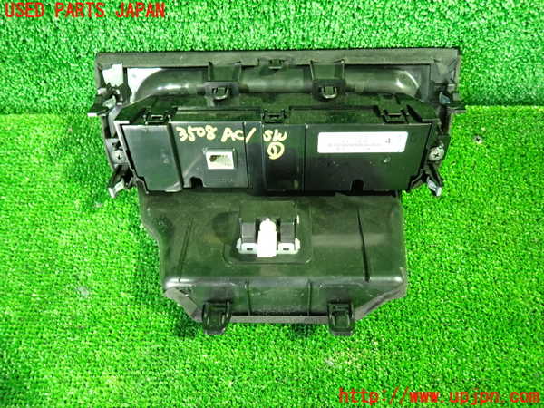 1UPJ-9235086066]セレナ(GC27)エアコンスイッチ1 中古_2