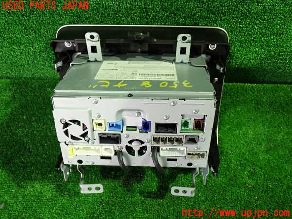 1UPJ-9235086589]セレナ(GC27)カーナビゲーション HDD 中古_2