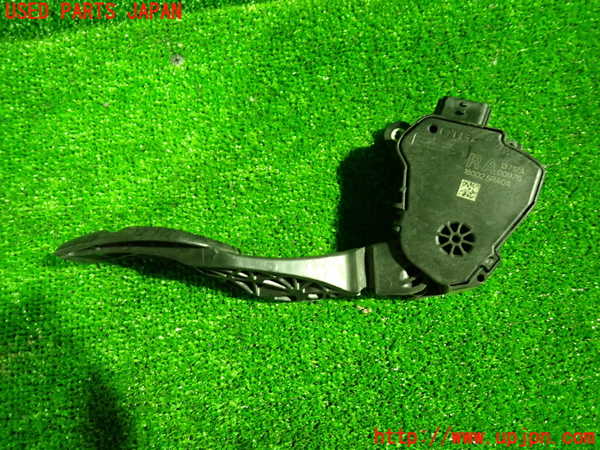 1UPJ-9235086381]セレナ(GC27)センサー1 中古_3