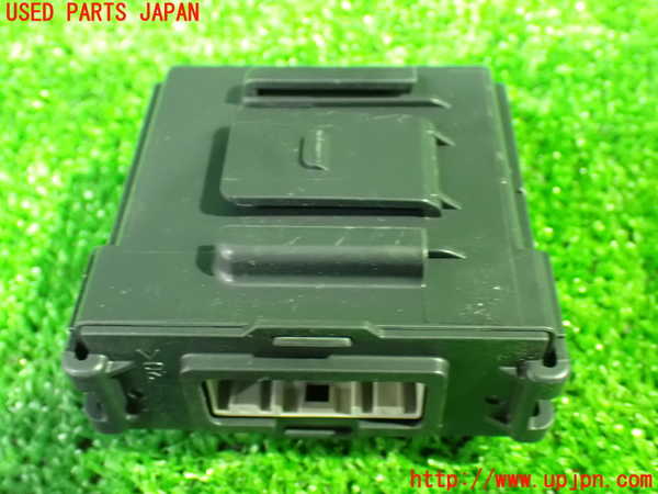 1UPJ-9235086149]セレナ(GC27)コンピューター4 中古_2