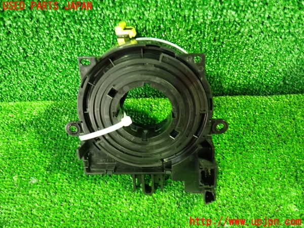 1UPJ-9235086800]セレナ(GC27)スパイラルケーブル(リール) 中古_2