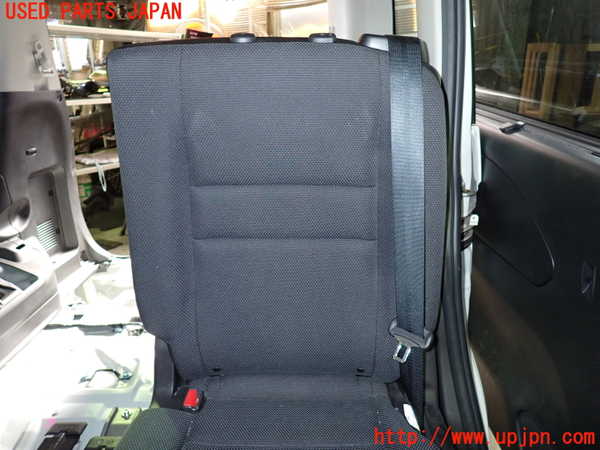1UPJ-9235087175]セレナ(GC27)左2列目シート 中古_2