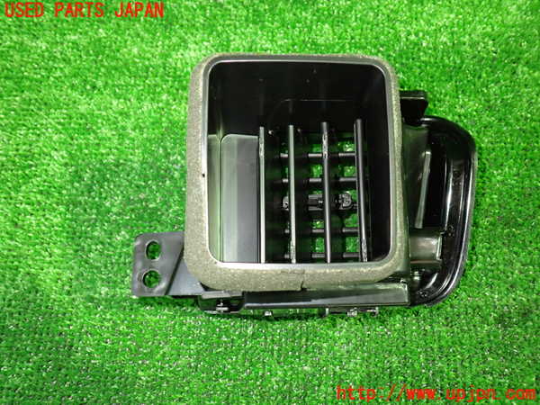 1UPJ-9235087527]セレナ(GC27)エアコン吹き出し口2 中古_2