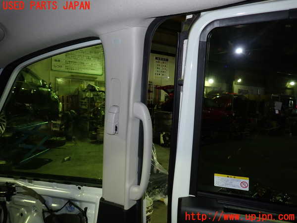1UPJ-9235087665]セレナ(GC27)右センターピラートリム 中古_2